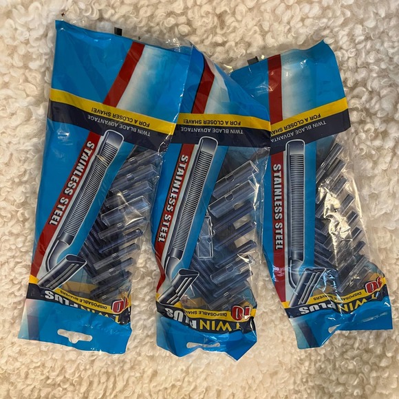 Twin Plus Advantage Disposable Stainless Steel Razors 3 pkgs 30 total $5 - Picture 2 of 5